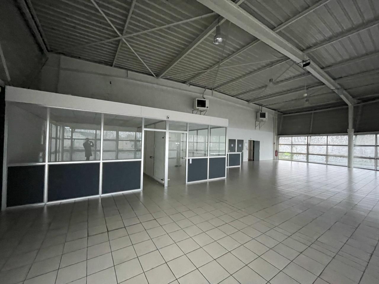 Local d'activité Cesson-Sévigné 601m² Location local d'activité Cesson-Sévigné Ille-et-Vilaine OLACT2424215 8